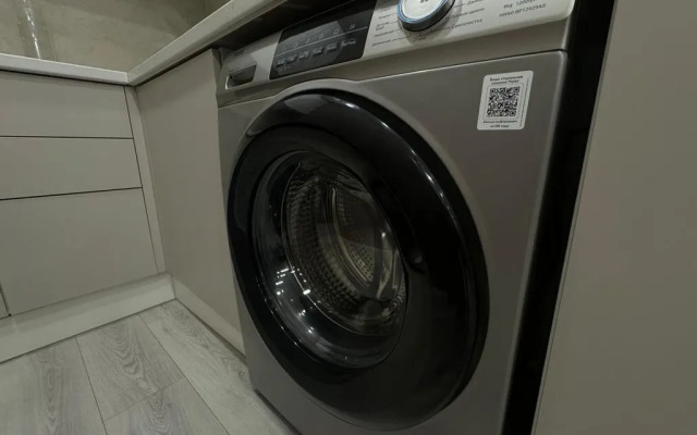 Dvukhkomnatnaya V Zhk Flora Flat