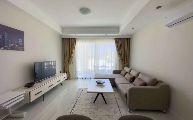 Qoople Azura World S 16 Apartments