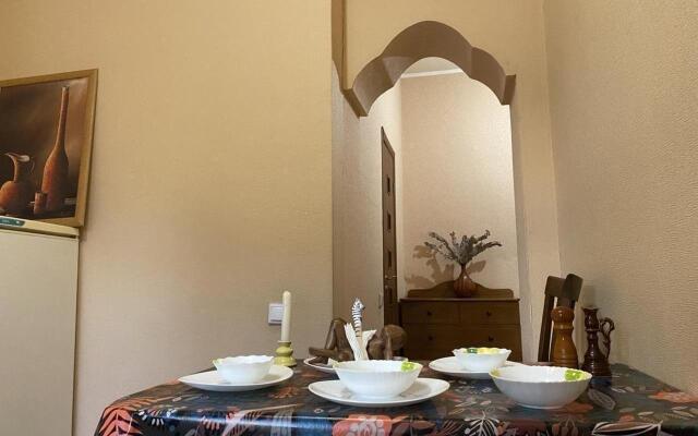 Zinina Vozle Uram I Naberezhnoy Apartments