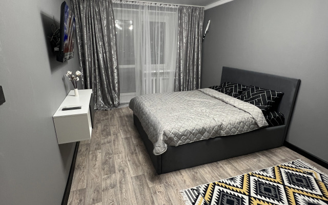 Kazhouse Flat