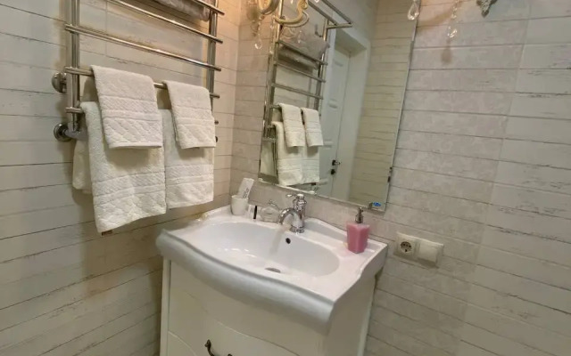 Vip S Notkami Provansa Flat