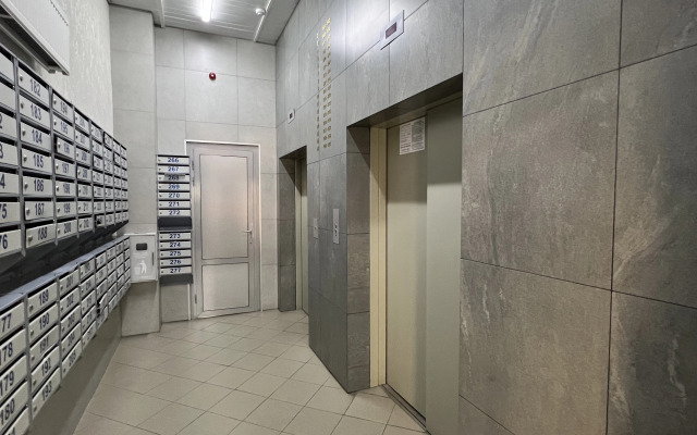 Квартира Эстетичная студия с панорамными окнами рядом с метро