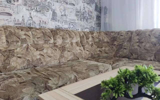 Квартира Уютная двухкомнатная