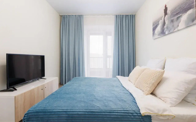 Квартира Комфортная 2к-студия у метро | Круглосуточный заезд 24/7 | Закрытая территория | Парковка