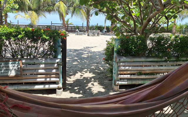 Ночлег и завтрак (B&B) Chevere Beach Hotel Frente Al Mar