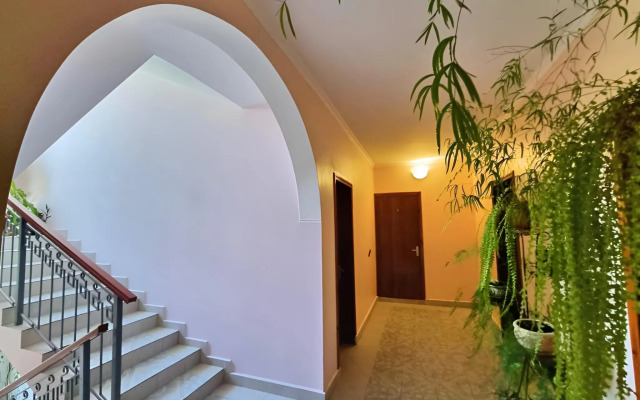 Milana Guest house