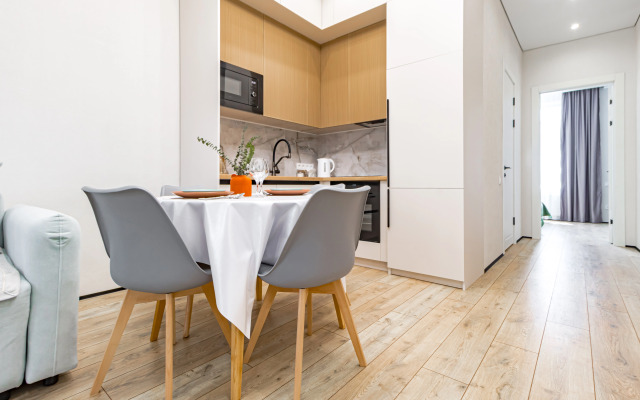Yevrodvushka Lyuks v Tsentre Stolitsy Flat