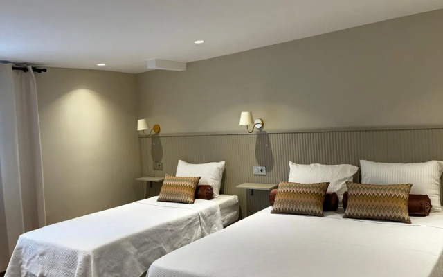 Astro Suites Hotel