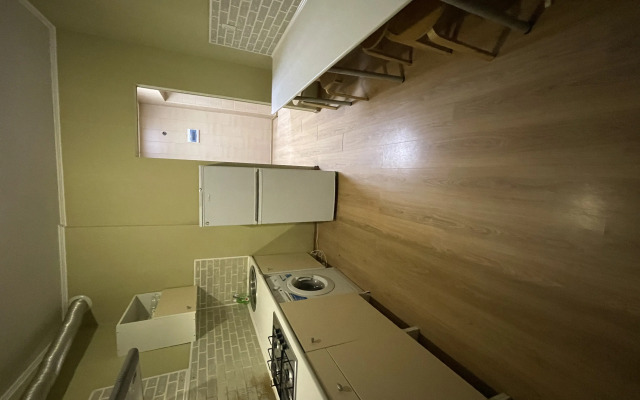 Pyatikomnatnaya Na 14 Chelovek Flat