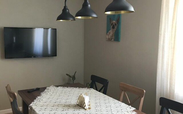 Апартаменты с 3 спальнями в частном доме