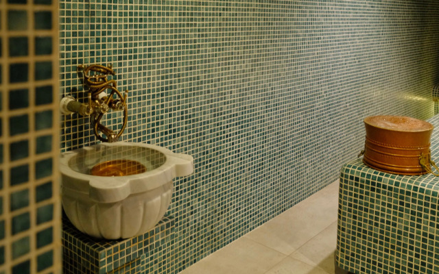 The Grandeur Batumi Hotel