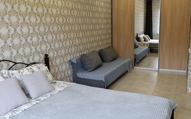 Квартира возле ТЦ Красная площадь