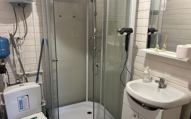 Гостевой дом на берегу реки Каменка