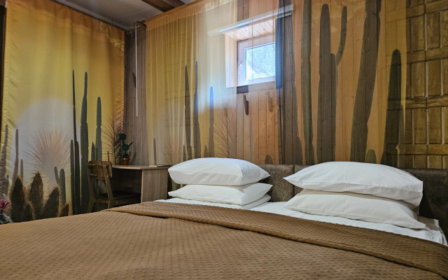 Lemon Joe Hotel