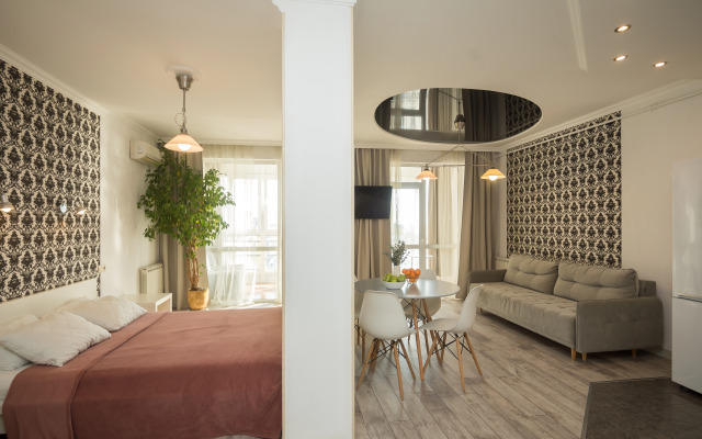 Na Bogdana Khmelnitskogo 10 Flat