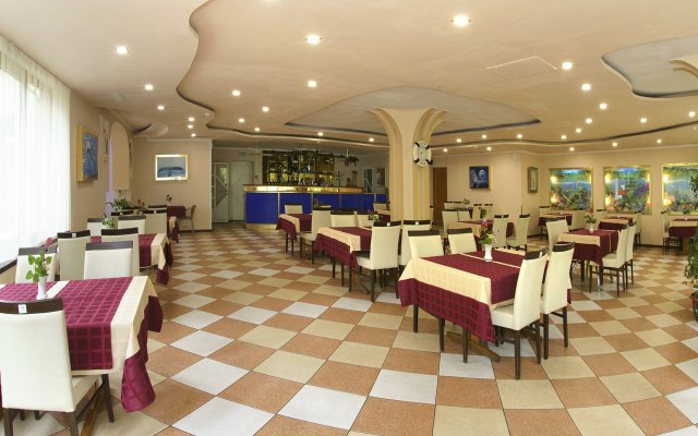 Kiev Hotel