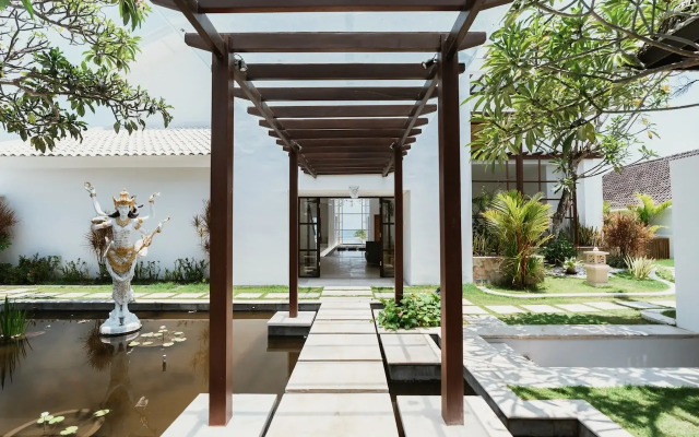 Nalas Villa