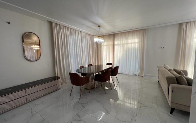 Dizaynerskaya S Vidom Na More Villa