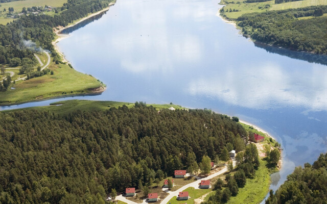 Tsentr Sporta I Otdyiha Demino