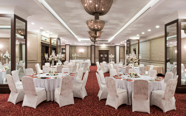 Holiday Inn Istanbul Sisli by IHG