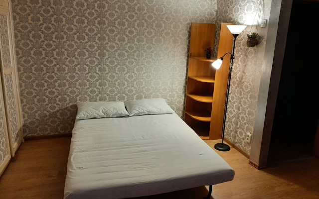 Zhukova 46 Flat