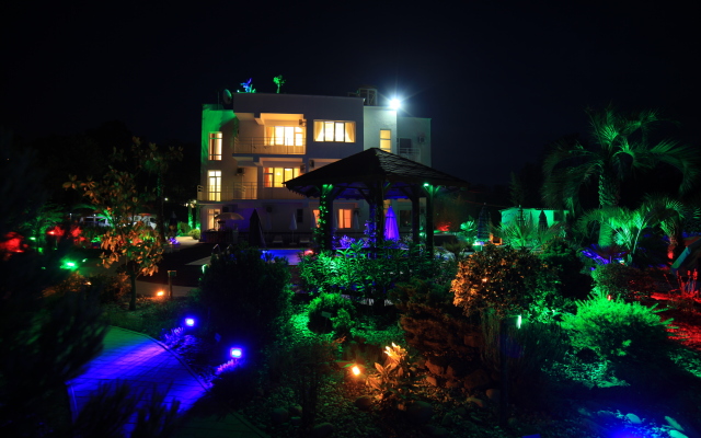 Yuzhny Park Guest House