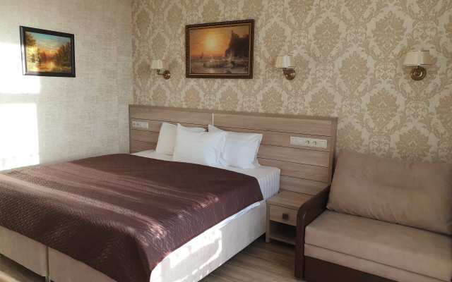 Celentano Mini-Hotel