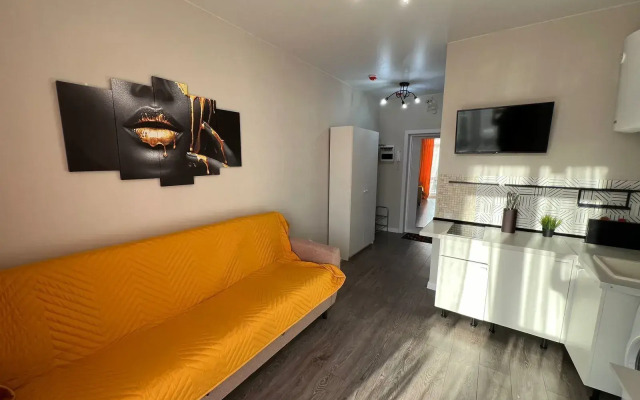 Квартира Студия с Видом на Бacсeйн в ЖК Кипарис 79