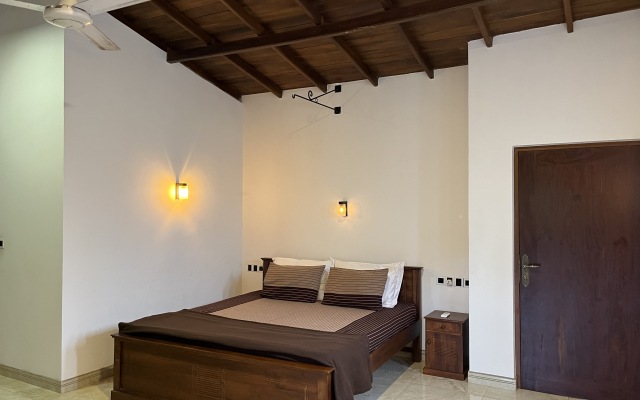 Dinoos Weligama Villa