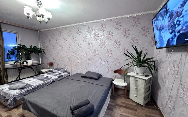 Квартира Дом 89 2комн в Мирном 2/4