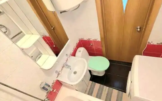 Апартаменты на Карла Маркса 115-1