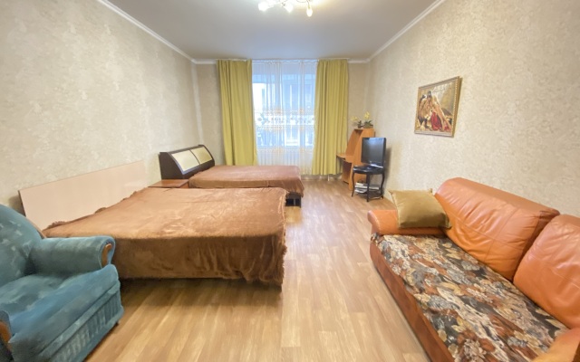 3 Komnatnaya Kvartira Naprotiv Akvaparka Flat