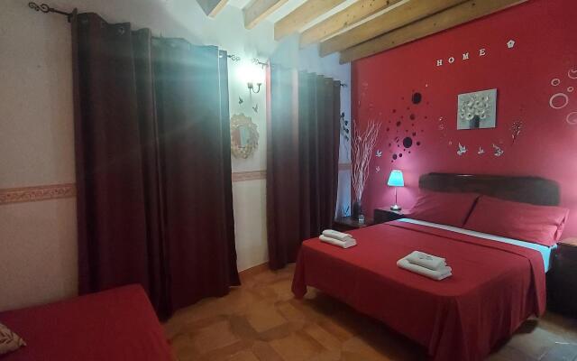 Private Rooms Inca Centre Guest House