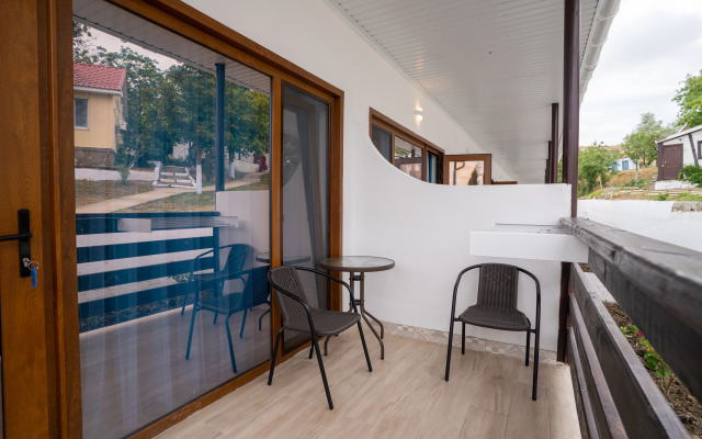 Семейный отель АзовЛенд