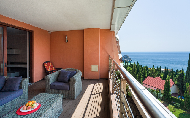 Familiya Elit Apartments 10