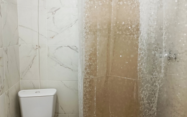 13 U Stantsii Mtsd 4 Zheleznodorozhnaya Flat