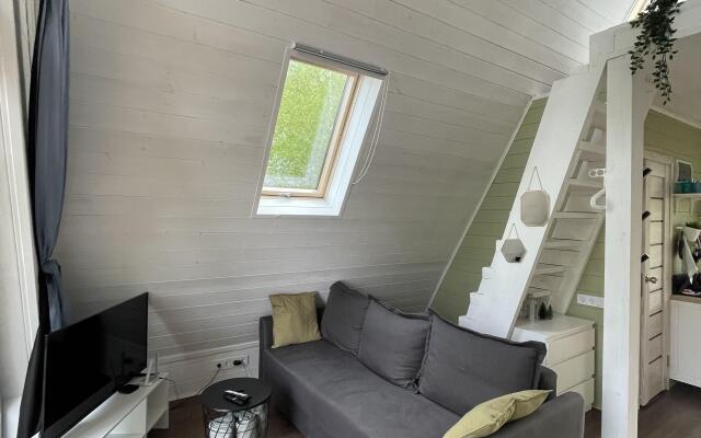 Sazonki Hill A-Frame Village Guest house
