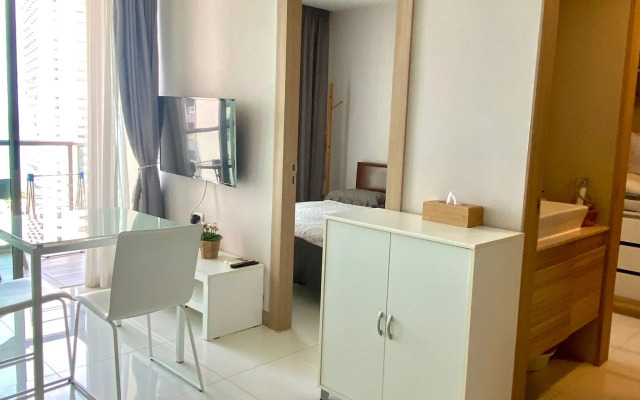 Riviera Wongamat Beach Apartments