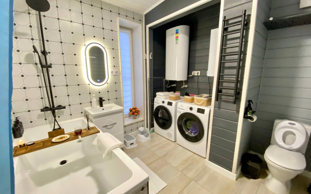 Частный дом дизайнерский великолепной уличной территорией