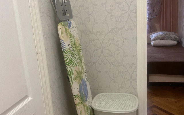 3Kh Komnatnaya Ryadom S Parkom Pobedy 3 Etazh Flat