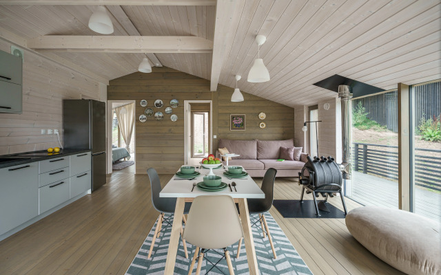 Частный дом пространства три тома у Финского залива