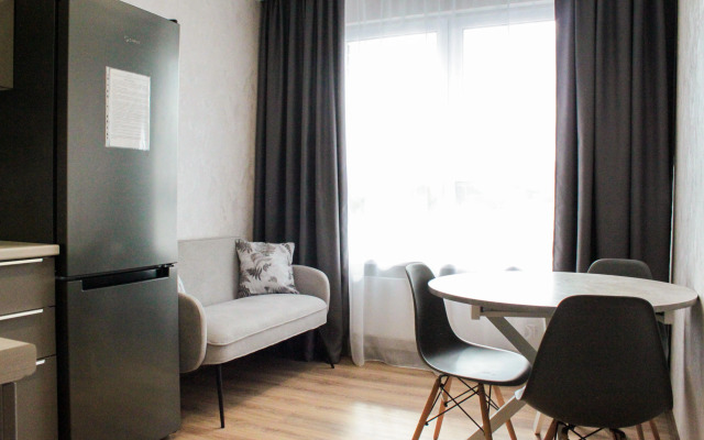 Na Romanovskoy 5 Flat