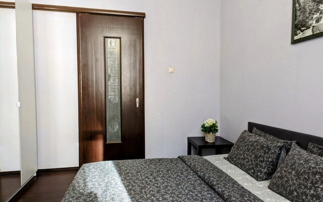 KvartiraSvobodna-Sadovaya -Triumfalnaya 4/10 (6) Apartments