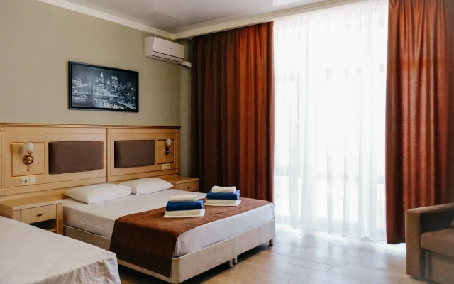 Sedymoye Nebo Hotel