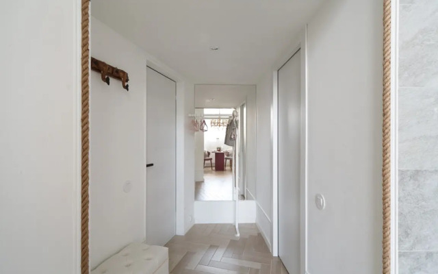 Dvukhurovnevaya Studiya Smart Host Na Shelepikhinskoy Naberezhnoy Apartment