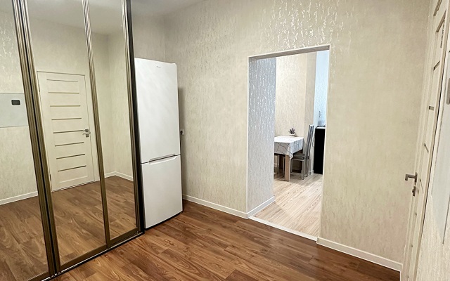 Квартира Двухкомнатная квартира на Радужном