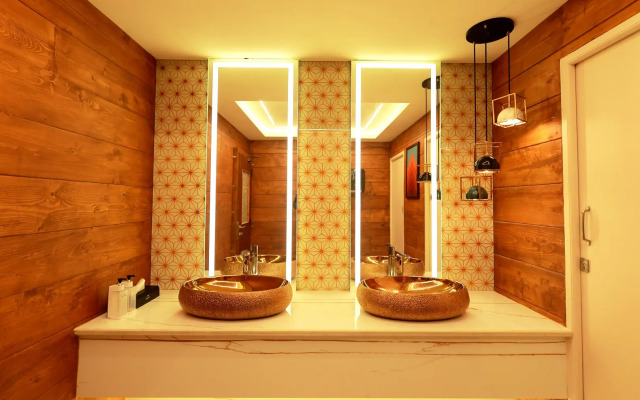 Resort Wooden ECR Sea Resort