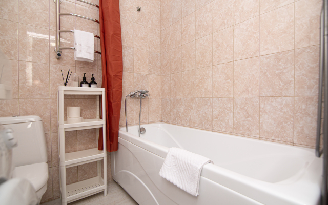 1-Komnatnaya Kvartira Dlya 5 Gostey Na Surikova Flat