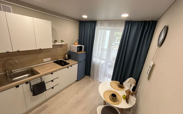 Na Prospekte Oktyabrya Ost. Bulvar Slavy Flat