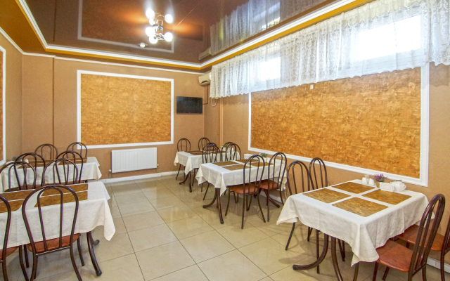 Hotel Iris
